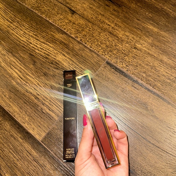 Tom Ford GLOSS LUXE - Picture 3 of 5